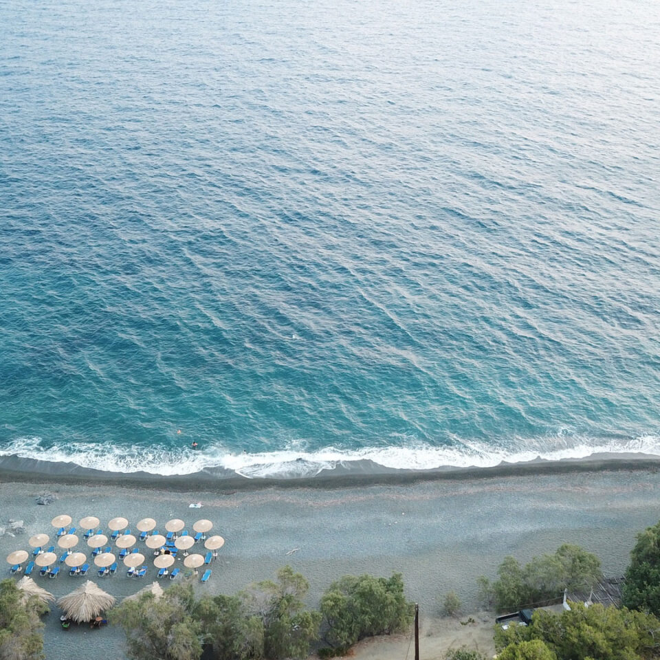 Στον Πλατύ Γιαλό .